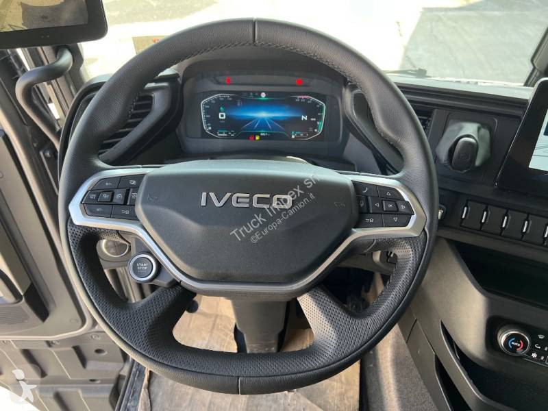جرار Iveco