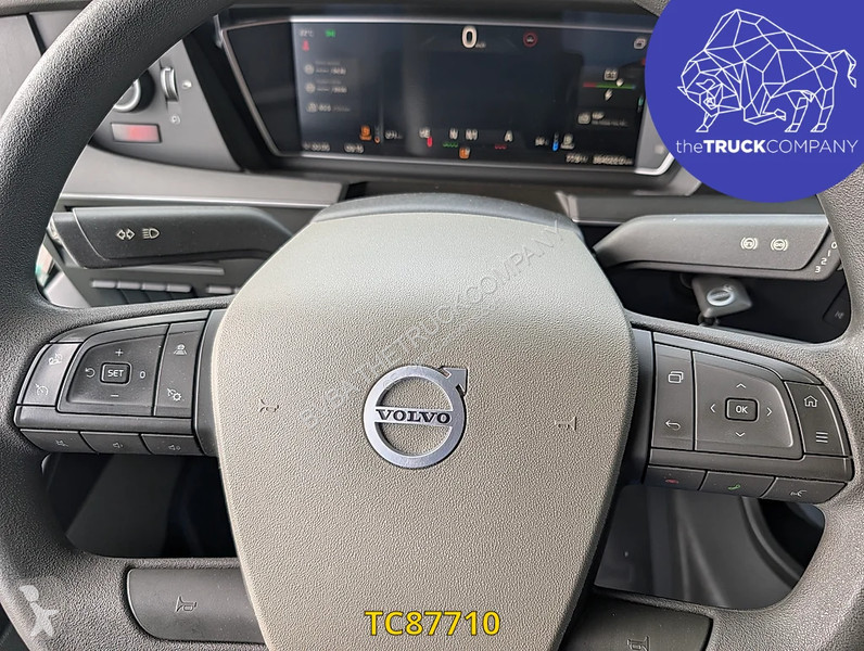 جرار Volvo 500