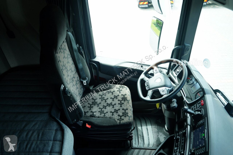 جرار Scania S 450