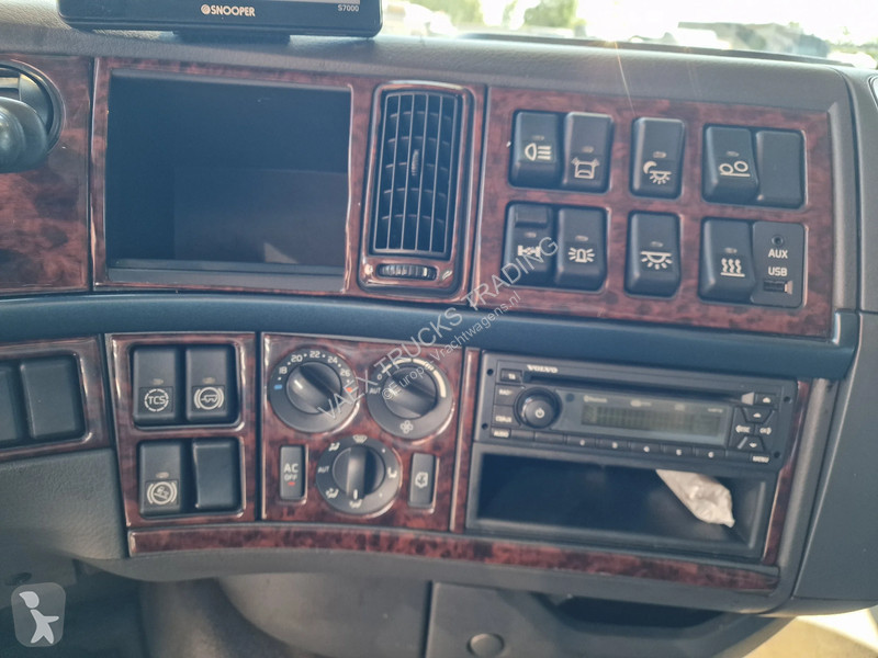جرار Volvo 460 EEV - 6X2 - manual - stand clima...