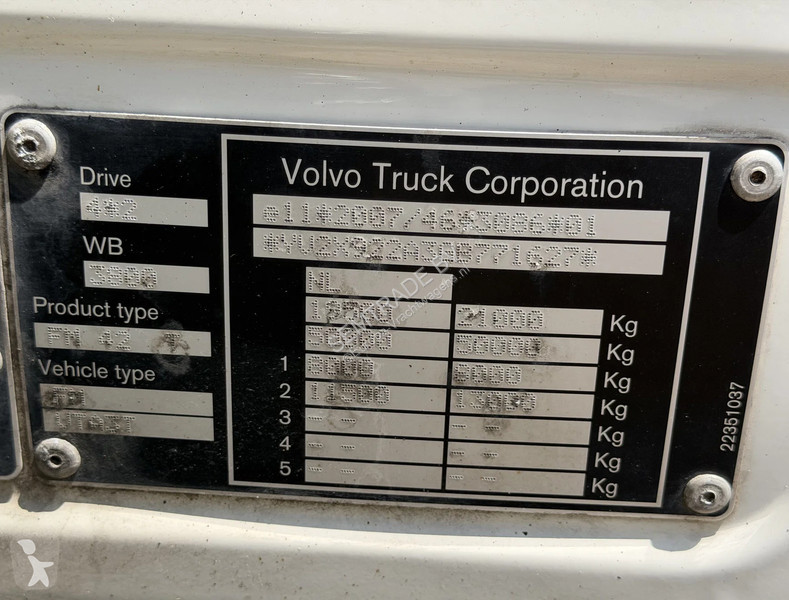 جرار Volvo FM 370 EURO 6 SPOILERS SMART TACHO...