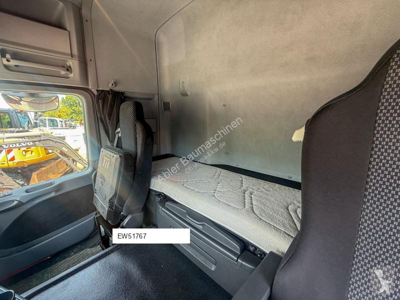 Cabeza tractora Mercedes 3351 MP3