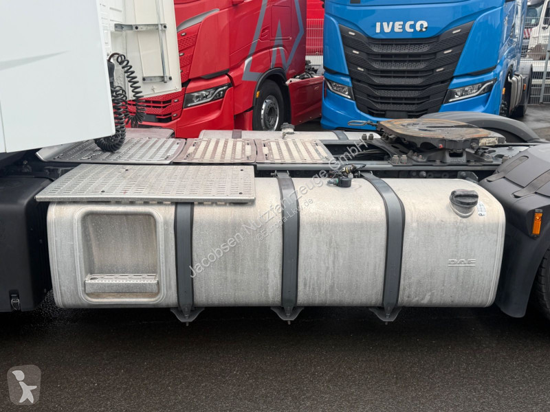 جرار DAF 530 FT Lowdeck/Mega Intarder