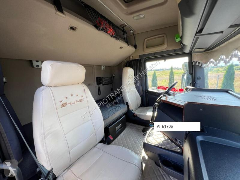 Влекач Scania R420/ MANUAL/ RETARDER/ LODÓWKA/...