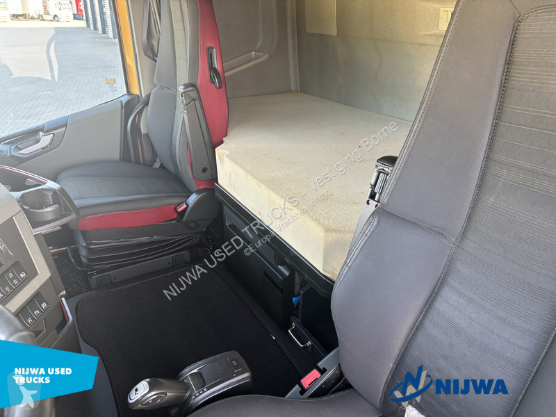 جرار Volvo 500 6x4 Schuifschotel + Xenon