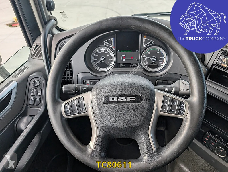 Nyergesvontató DAF 480
