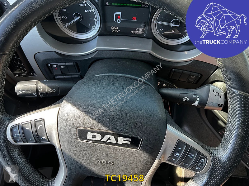 جرار DAF 530