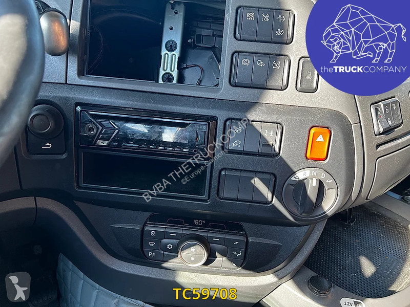 جرار DAF 430