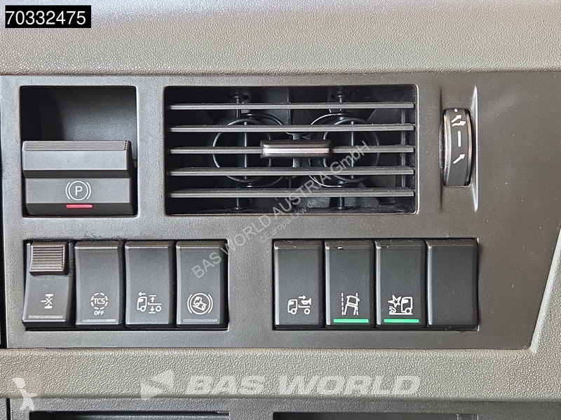 جرار Volvo 500 4X2 Globe 2xTanks I-ParkCool