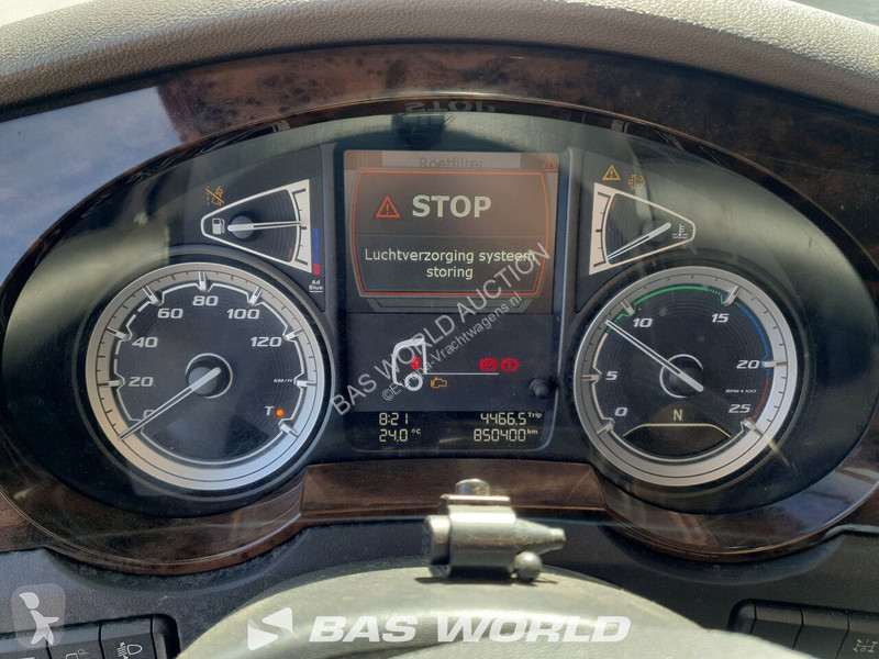 Ťahač DAF 530