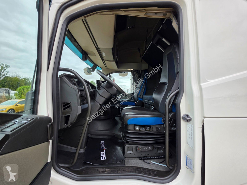 جرار Volvo 500 | 6E | Teilledersitze |...
