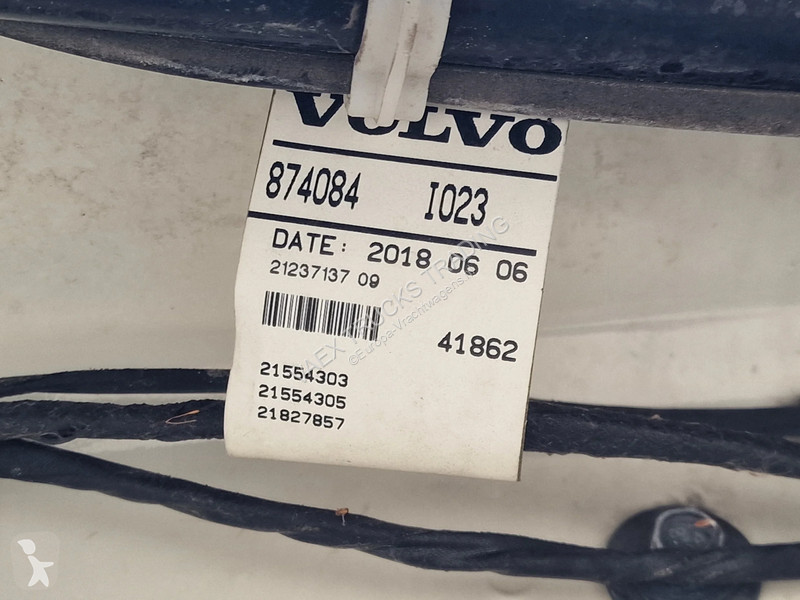 Traktor Volvo 13460 Globetrotter 4x2 - Full...