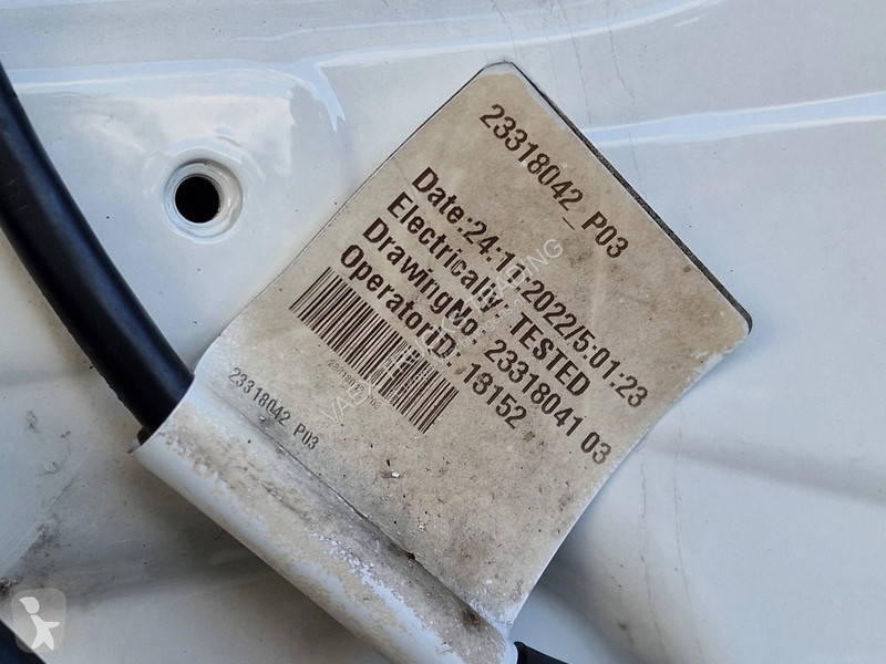 Tracteur Volvo 13460 Globetrotter XL 4x2 - I...