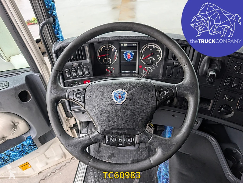 Tracteur Scania 490