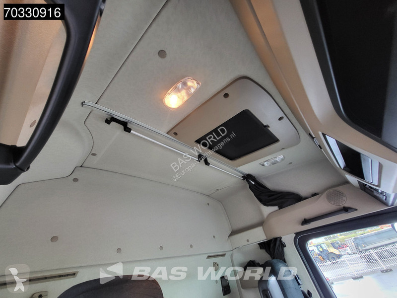 Trekker Mercedes 1843 4X2 ClassicSpace Retarder...