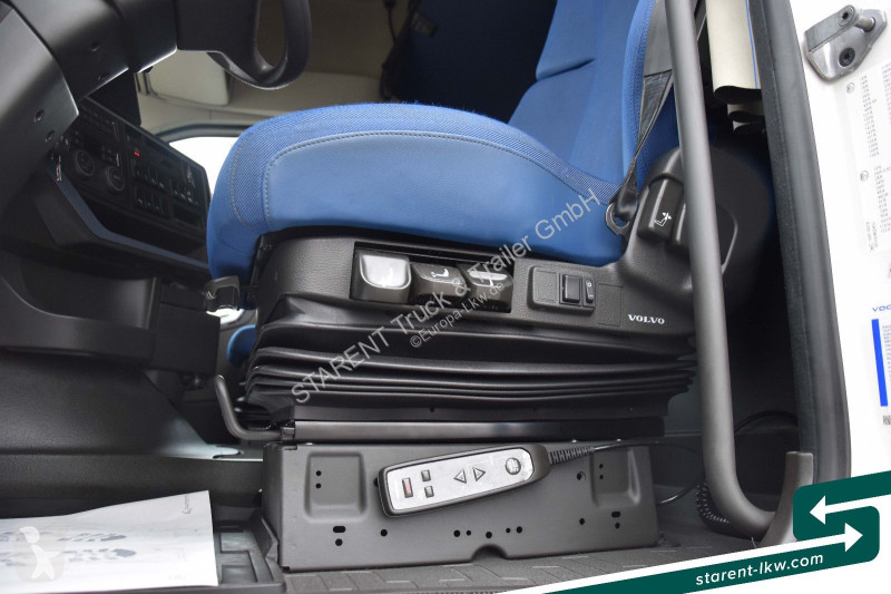 Trekker Volvo FH 460 LED 2 Tanks 1.305 Liter...