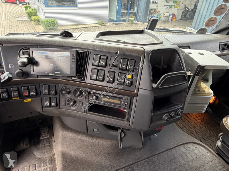 Cabeza tractora Volvo 16750 6X4 Euro 5 Retarder...