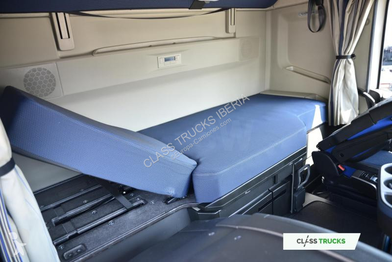 Cabeza tractora Volvo 500 Globetrotter XL...