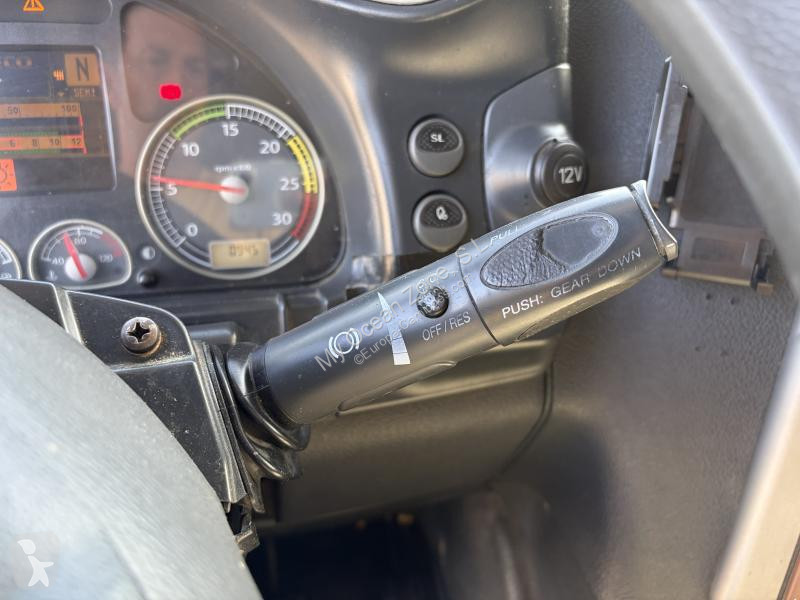 Cabeza tractora Iveco 440 S 45