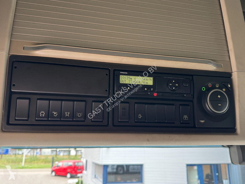 Cabeza tractora Volvo 750 6x2 Retarder Globe XL