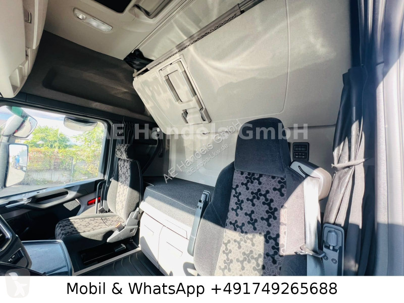 Nyergesvontató Scania High BL...