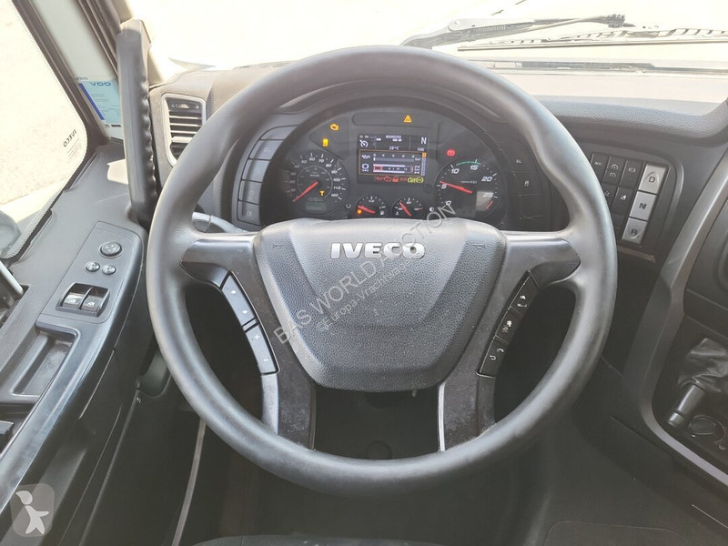 Nyergesvontató Iveco NP NP 460