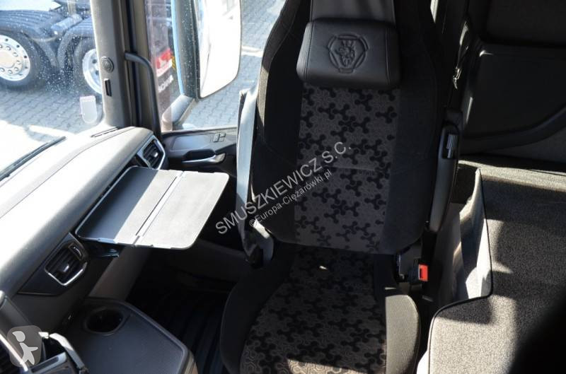 Ciągnik siodłowy Scania 460