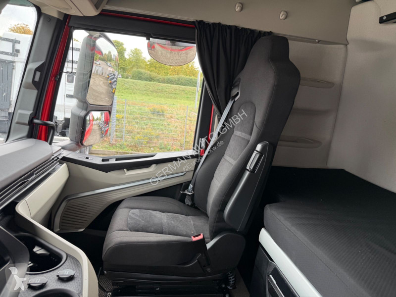 Тягач Iveco STRALIS S-WAY AS440S58T/FP Intarder...