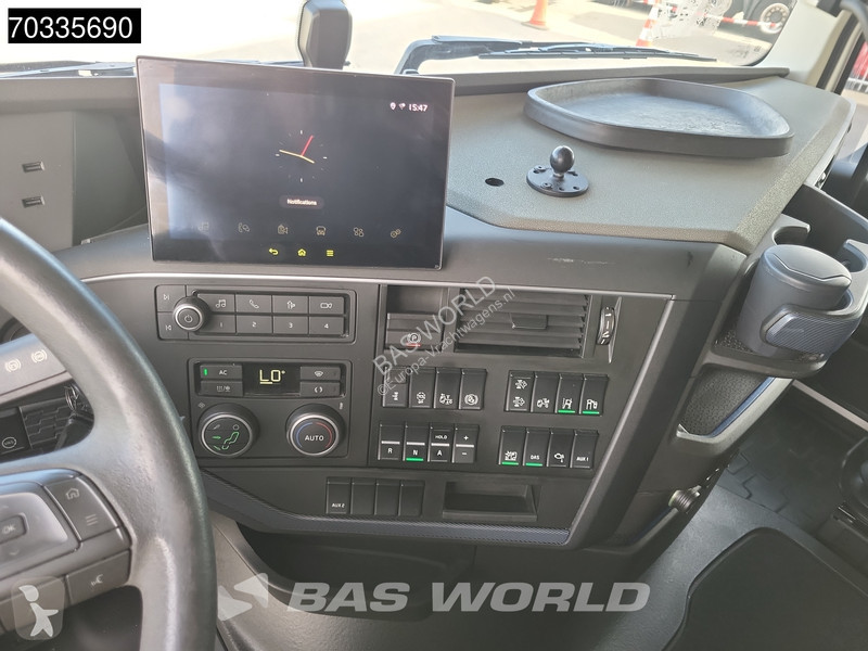 Тягач Volvo 460  4X2 LNG! ADR 2x Tanks...