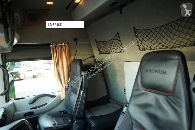 Тягач Renault MAGNUM 520
