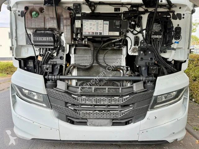 Traktor Iveco 510 Retarder / Euro6 d / 2 x Tank