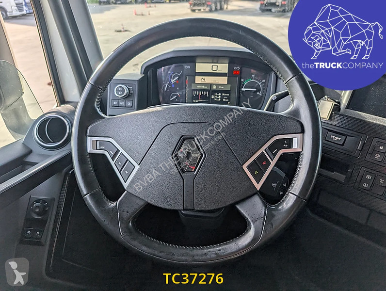 Ciągnik siodłowy Renault T 520