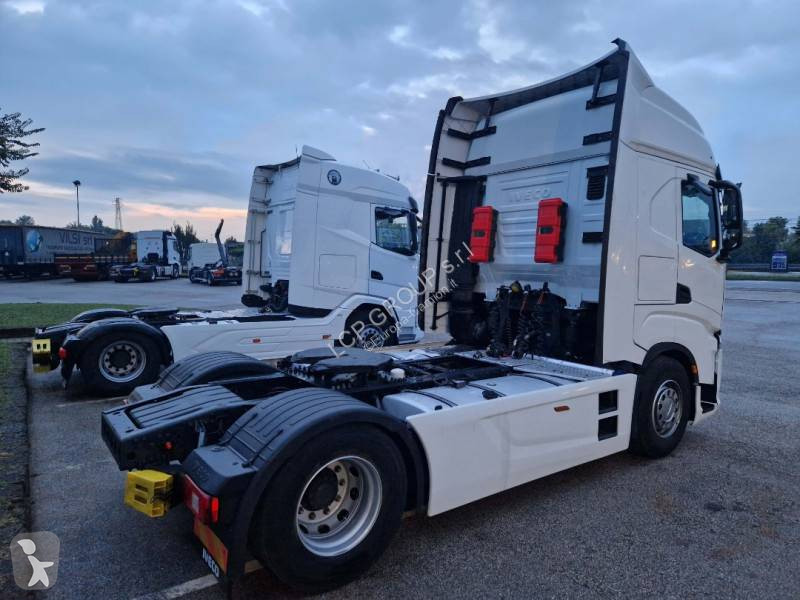 Iveco 530 tractor unit