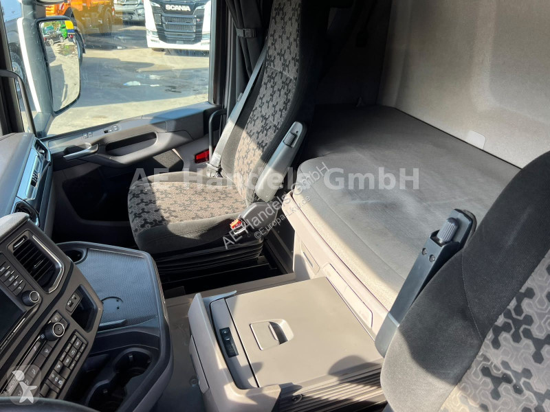 Tahač Scania HighLine BL ADR...