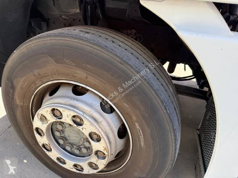 Mercedes 1841 tractor unit