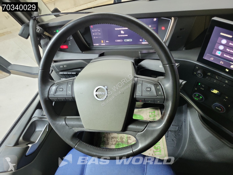 Volvo 500 4X2 XL 2xTanks Navi Standklima ACC...