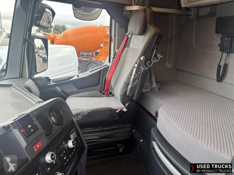 Renault  tractor unit