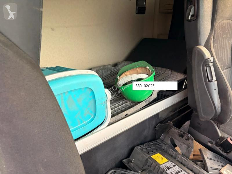 Nyergesvontató Mercedes 1848 ENGINE RUNNING