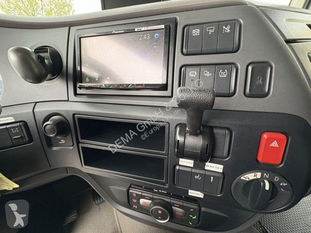 Traktor DAF 480...