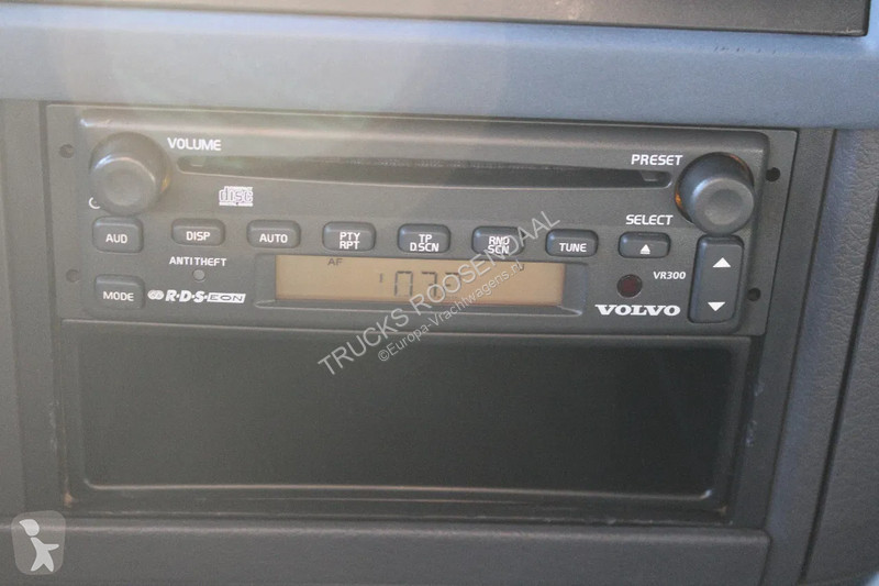 Traktor Volvo 12440 + xl cab + manual + EURO 5