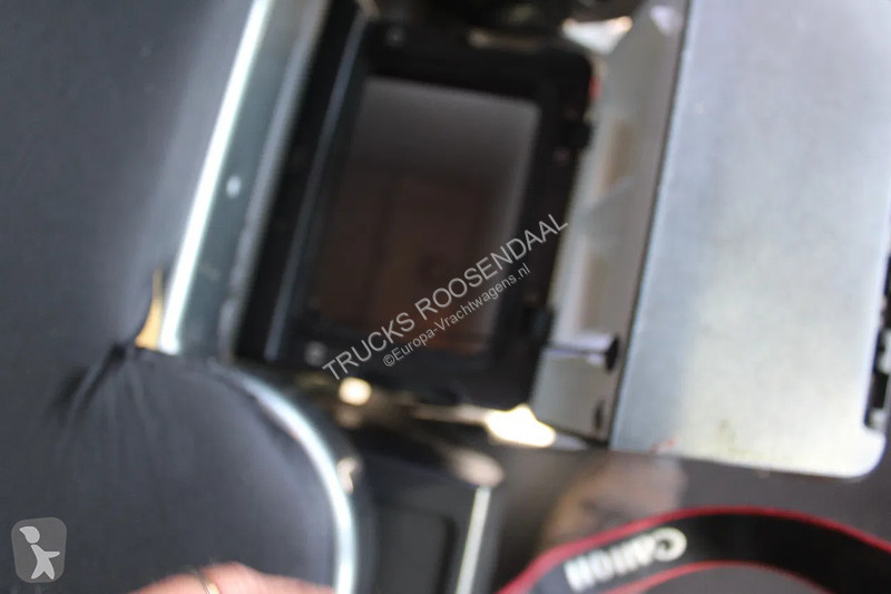Traktor Iveco 420 + EURO 6