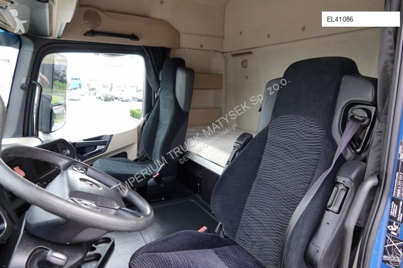 Tractor Mercedes ACTROS 1845
