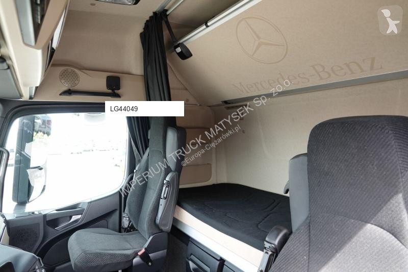Tahač Mercedes ACTROS L 1845