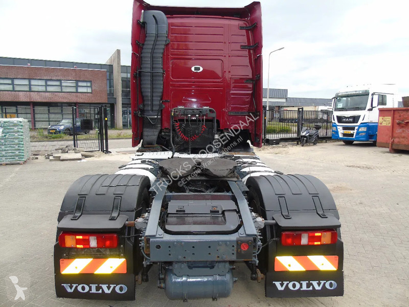 Trekker Volvo FH  + XL CAB + EURO 5 + manual +...