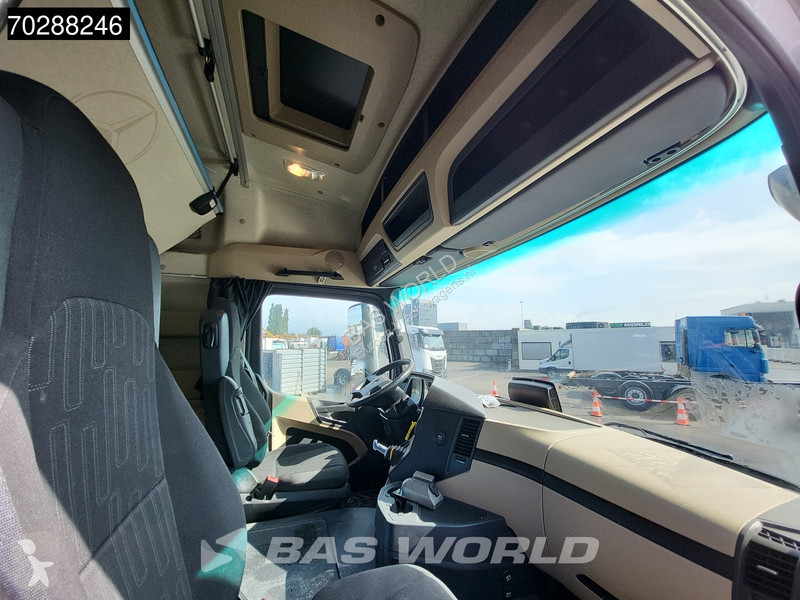 Traktor Mercedes 1843 4X2 StreamSpace Euro 6