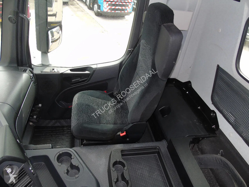 Traktor Mercedes 2051 + 4X4 + HIAB 302 E6 / JIB...