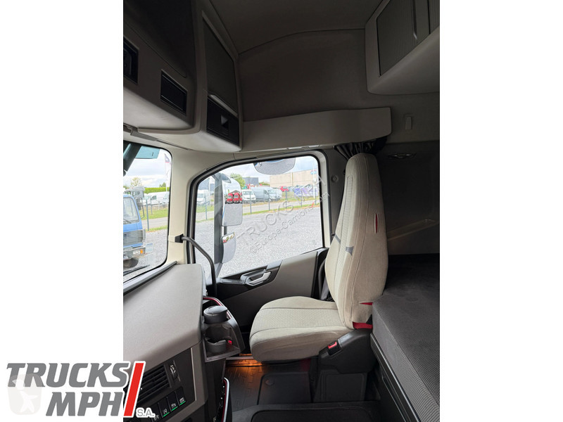 Traktor Volvo 500 Globetrotter Jantes...