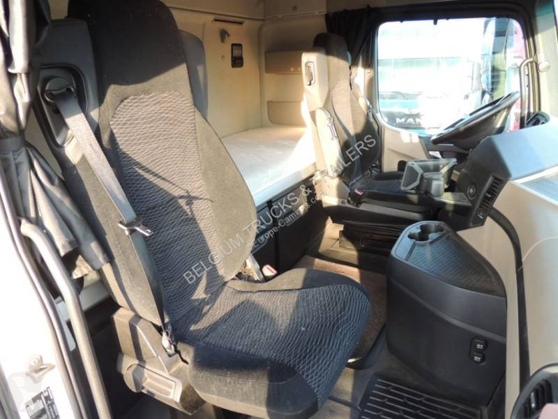 Traktor Mercedes