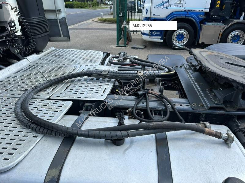 Traktor DAF XF 460 RETARDER - PTO HYDR - MX 13L...