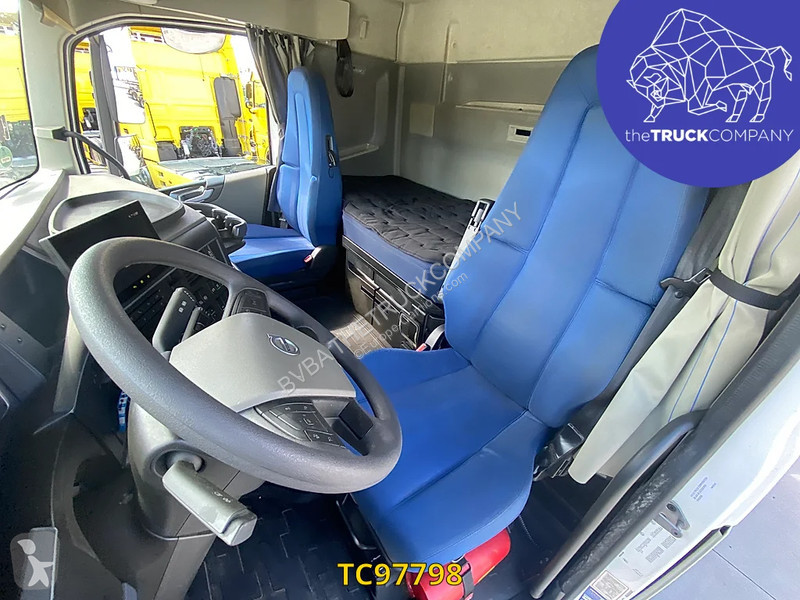 Traktor Volvo 500